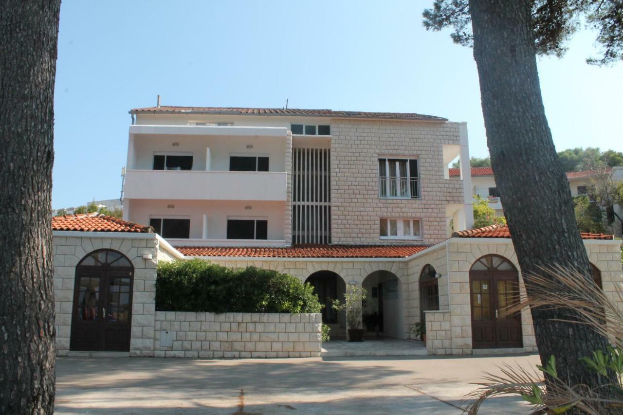 Covahouse Apartment Jelsa  Ngoại thất bức ảnh