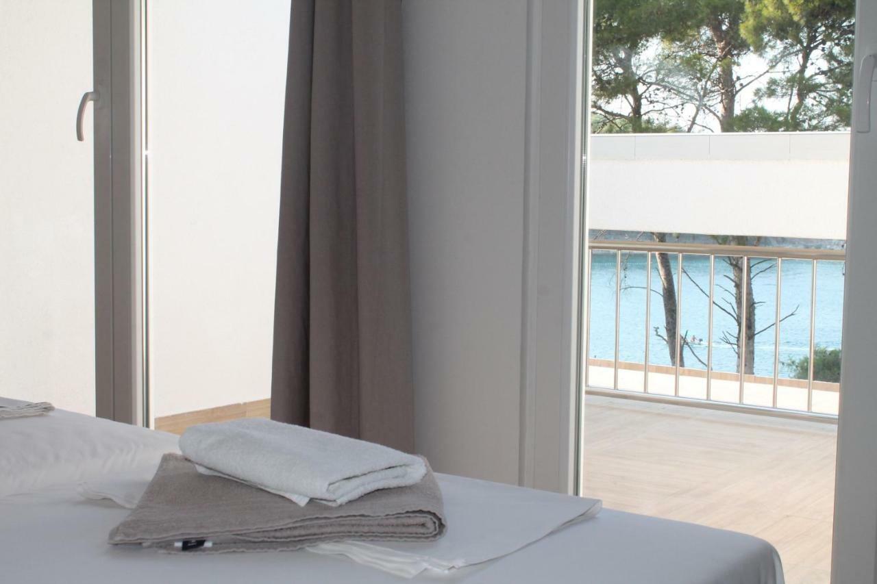 Covahouse Apartment Jelsa  Ngoại thất bức ảnh